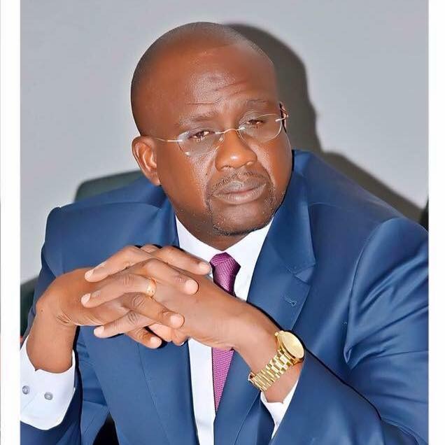 Le président du Conseil départemental, Amadou Mberry Sylla dote le GIE keur Ibra Fabinta Mbodj, de deux machines à céréales 