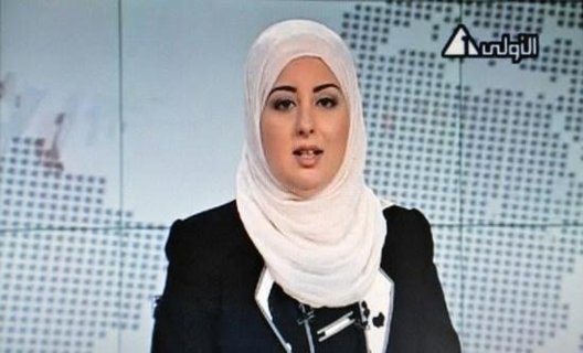 EGYPTE: une journaliste voilée présente le journal télévisé