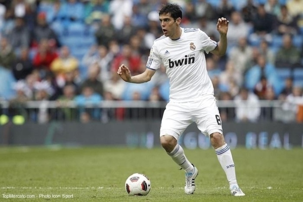 KAKÁ parle de Ronaldo, de son avenir, des recrues...