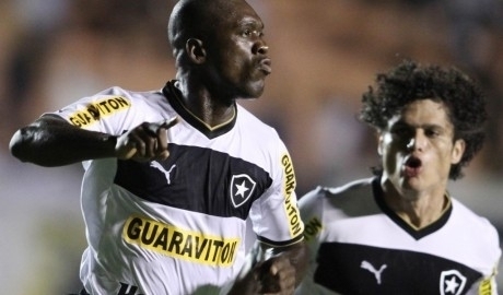 Clarence Seedorf cartonne au Brésil !