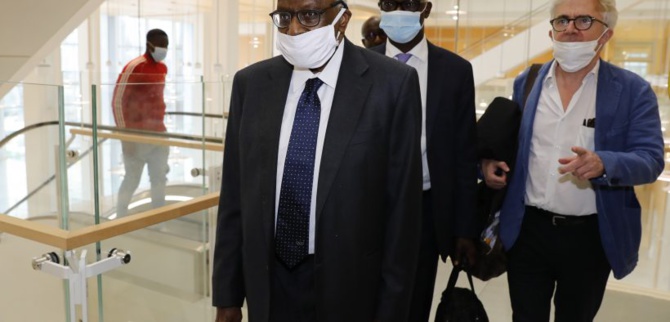 Soupçons de dopage et de corruption dans l’athlétisme: les premiers mots de Lamine Diack à son procès à Paris