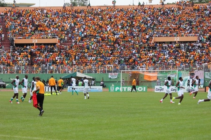 [Photos Exclusives] Les premières images du stade Felix Houphouet Boigny d'Abidjan
