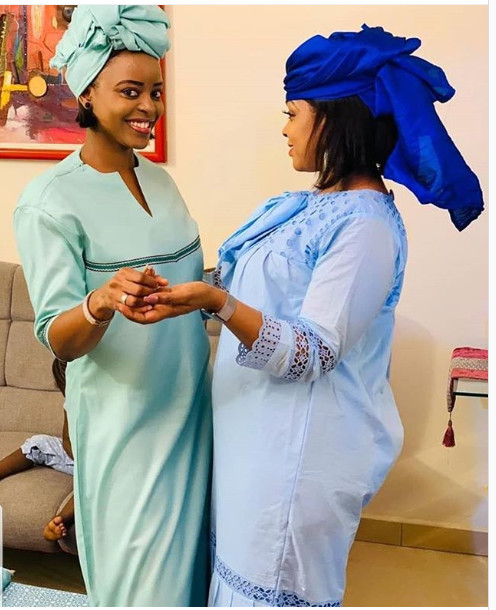 Bidew et sa rivale Aji en mode boubou traditionnel, suscitent admiration et regards !