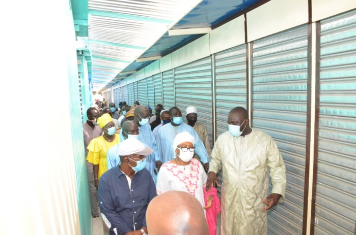 URBANISME: Visite du Ministre Abdou Karim Fofana au site de recasement du marché Sandaga (Photos)
