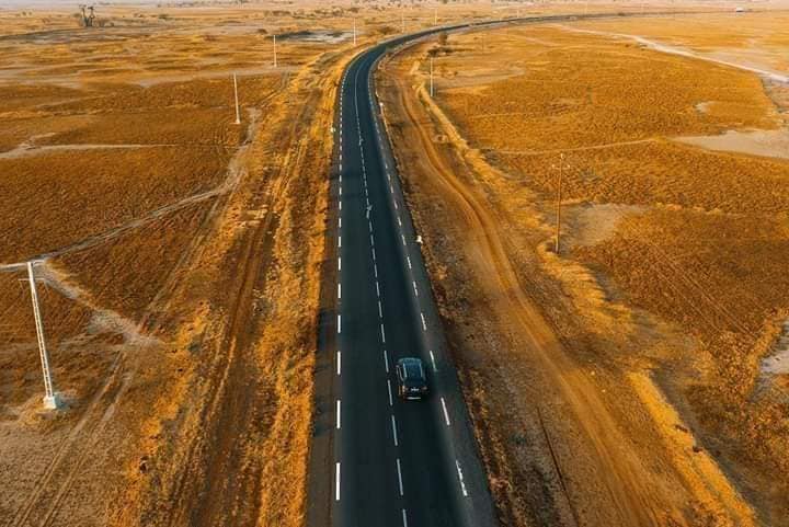 La route Joa - Samba Dia - Djiffer et sa bretelle Samba Dia - Fimela dans le Sine Saloum, une des belles routes du Sénégal