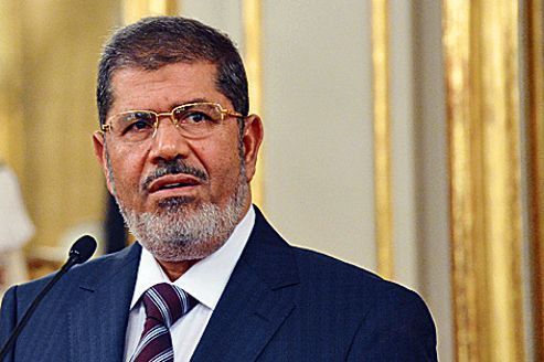 Le jeu d'équilibriste du président Morsi