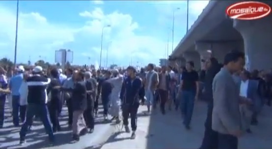 Emeutes anti-américaines meurtrières à Tunis (VIDEO)