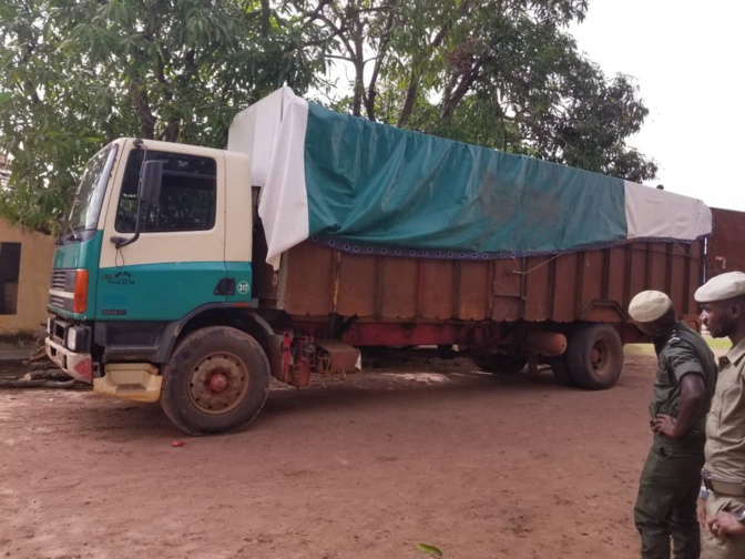 Opérations spéciales COVID-19: Saisie de faux médicaments d’une valeur estimée à 72 millions de francs CFA Opérations spéciales COVID-19: Saisie de faux médicaments d’une valeur estimée à 72 millions de francs CFA