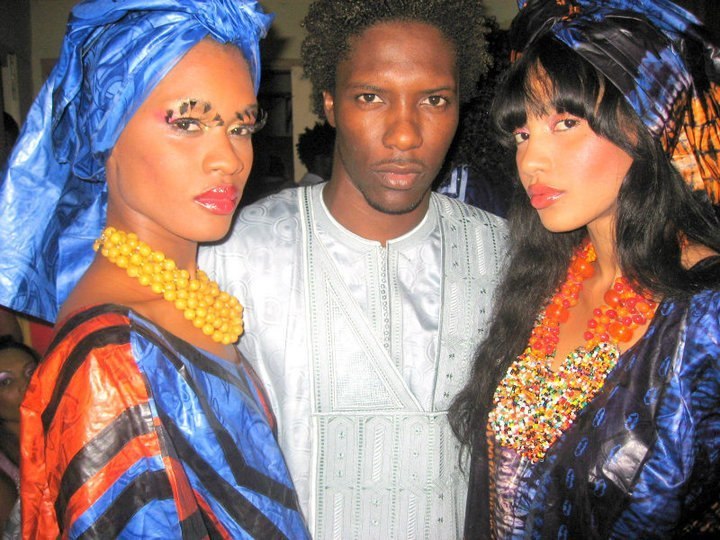 Le mannequin Baidy entouré de Ndèye Ndack et Adja Diallo