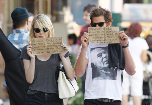 Emma Stone et Andrew Garfield ont un message pour les paparazzi