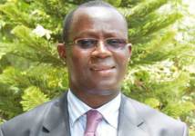 Me augustin Senghor précise: "Ce n'est pas une levée de sanctions dans le but de faire convoquer El Hadji Diouf"