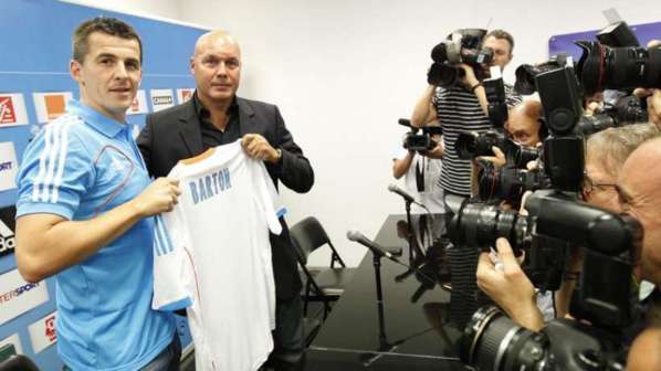 Barton plus fort que l’OM sur Twitter