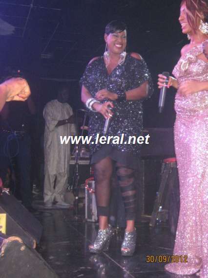 Une Keb's sexy à l'anniversaire de Viviane 