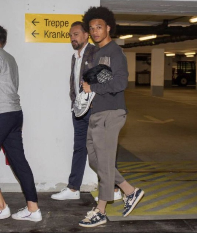 Mercato - En images: Leroy Sané ce matin à Munich pour sa visite médicale