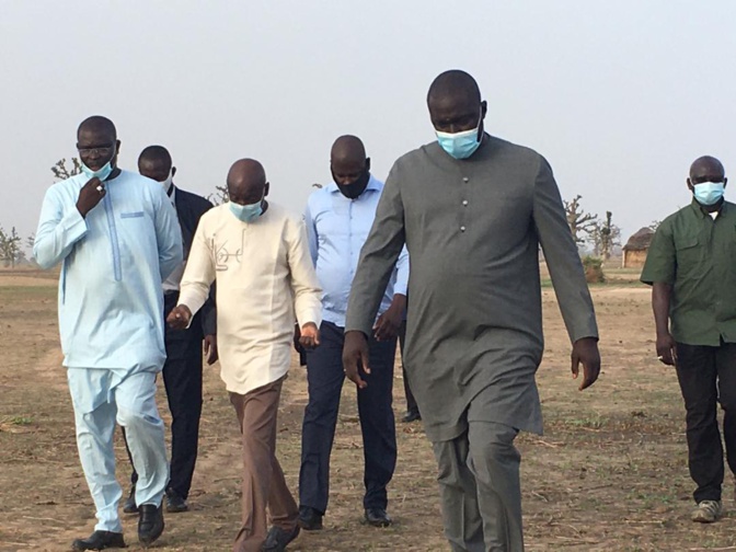 Le Ministre de l'Intérieur Aly Ngouille Ndiaye et le Ministre de l'Urbanisme du Logement et de l'Hygiène publique Abdou Karim Fofana, à Ndingler (Photos)