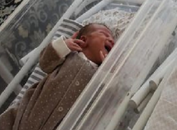 Evènement incroyable mais vrai à Houston: elle accouche de 6 bébés en seulement 9 minutes !