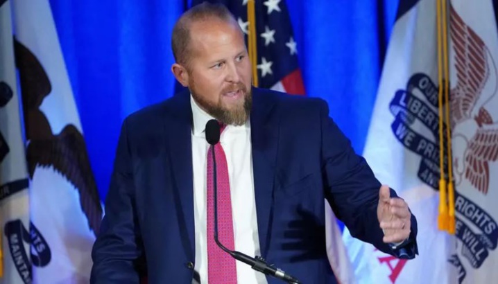 Présidentielle américaine: en difficulté, Donald Trump change de directeur de campagne