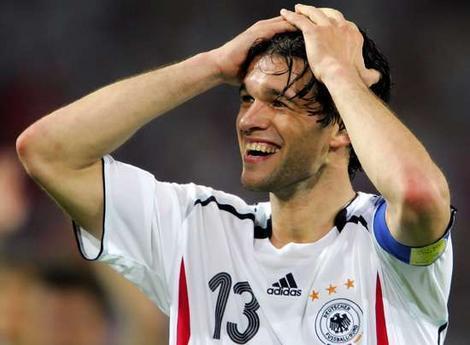 Ballack arrêté pour excès de vitesse !