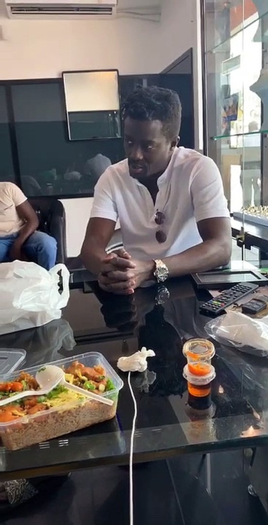 A CŒUR OUVERT AVEC MODOU GUEYE: «Devant une glace, je me considère plus beau que Brad Pitt»