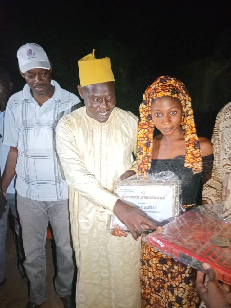 Remise d'attestations aux guides religieux de la commune de Koungheul par M. Alioune Badara Ly (Photos)