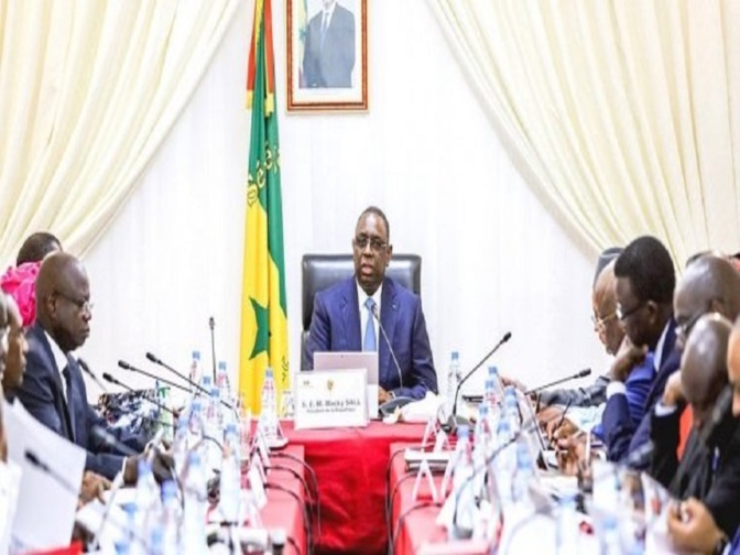 Communiqué du Conseil des Ministres du mercredi 22 Juillet 2020 Communiqué du Conseil des Ministres du mercredi 22 Juillet 2020