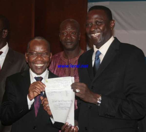 [Photos] Oumar Demba décroche le Jackpot de la Lonase