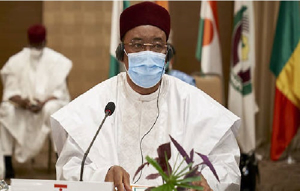 Mali : IBK nomme un gouvernement restreint de 6 membres, sans union nationale