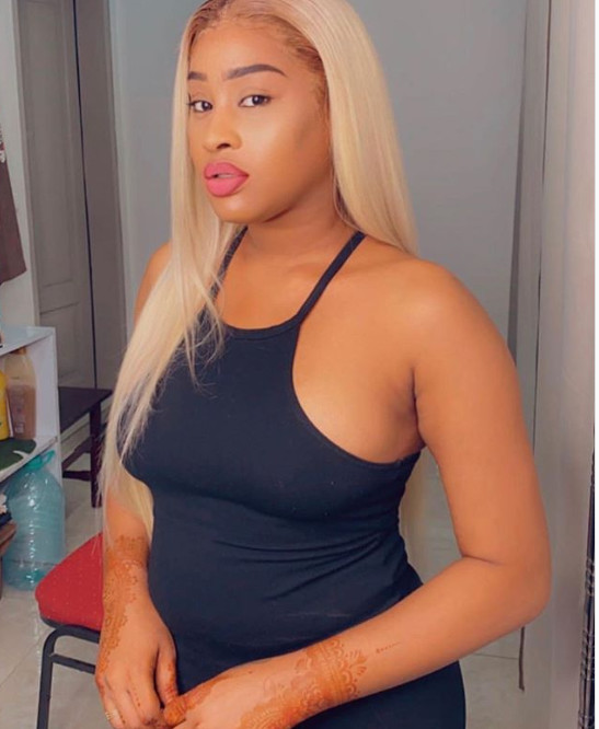 Mode Tabaski: Admirez la nouvelle coupe "tendance" de Racky ! Mode Tabaski: Admirez la nouvelle coupe "tendance" de Racky !