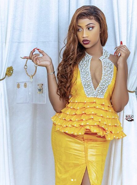 Photos-Admirez ces tenues de la chanteuse Astar qui affollent la toile!