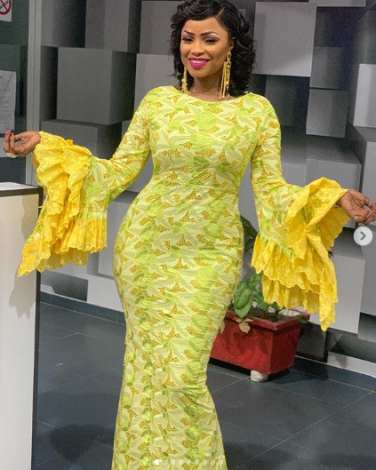 La chanteuse Mbathio Ndiaye dans toute sa splendeur! (Photos)