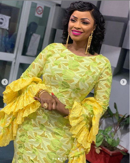 La chanteuse Mbathio Ndiaye dans toute sa splendeur! (Photos)