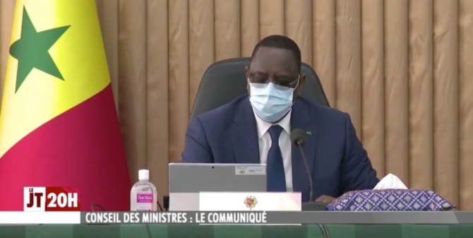 Covid-19: Macky Sall insiste sur le port de masque et menace…