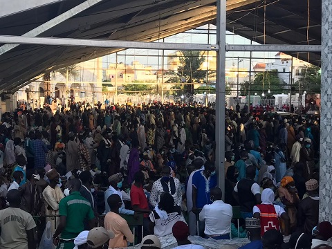 Inhumation et funérailles du regretté khalife Cheikh Ahmed Tidiane Niasse : Médina Baye a refusé du monde…
