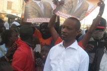 Oumar Khassimou Dia demande à Macky « de ne pas décevoir » les populations.