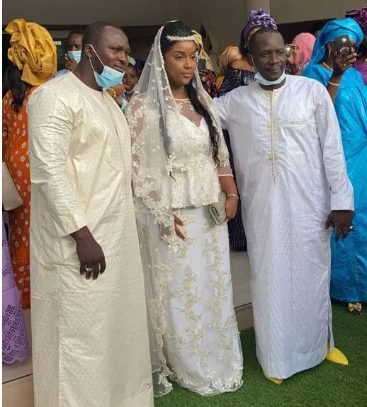 Contexte COVID-19 oblige ou grande simplicité : Nora Bâ, la fille du ministre Amadou s’est marié hier discrètement