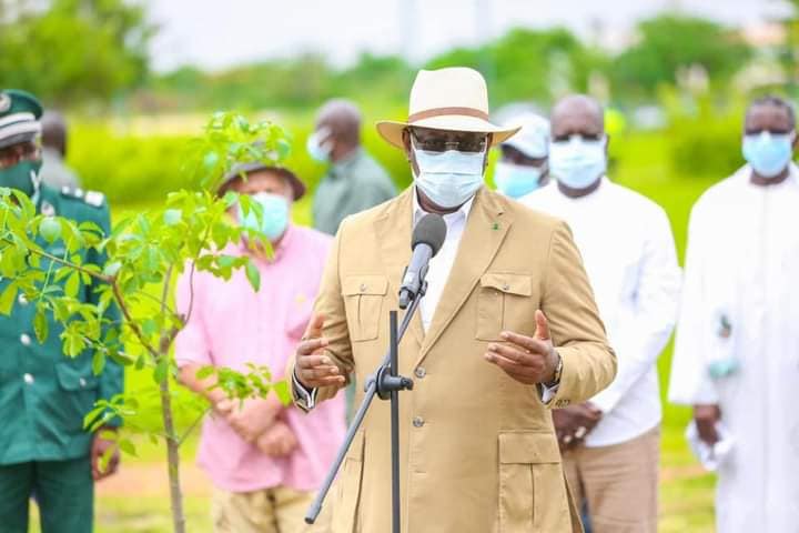 ÉCHOS DU PALAIS (images) ÉCHOS DU PALAIS (images)