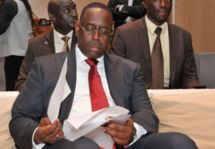 Macky Sall invité à ''mettre le pays au travail'