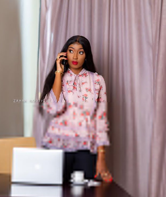 Photos - L'actrice Tatira Sow, très élégante et classe. Regardez ! Photos - L'actrice Tatira Sow, très élégante et classe. Regardez !