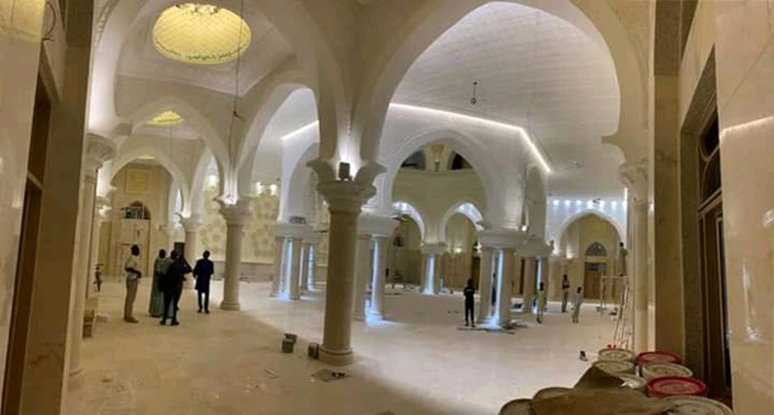 Photos-Voici quelques images de la grande mosquée de Porokhane qui sera inaugurée le 21 aout!