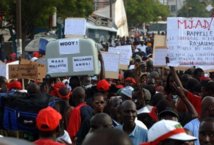 Les ex travailleurs de « Sénégal Equipe » ruent dans les brancards