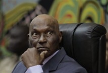 Montage financier de Canal Infos News: Vieux Aïdara mouille Wade