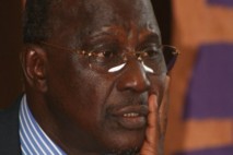 [video] Cheikh Tidiane Sy  devant le brigade de recherche de colobane
