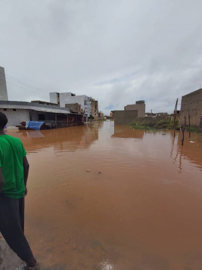 INONDATIONS : 3 MORTS ET PLUSIEURS BLESSÉS ENREGISTRÉS
