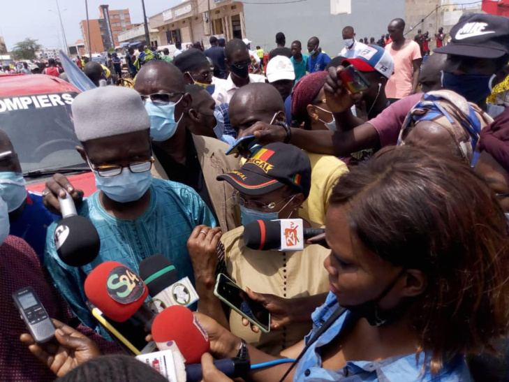 PHOTOS: Images de la tournée de la délégation du Pds en banlieue dakaroise PHOTOS: Images de la tournée de la délégation du Pds en banlieue dakaroise