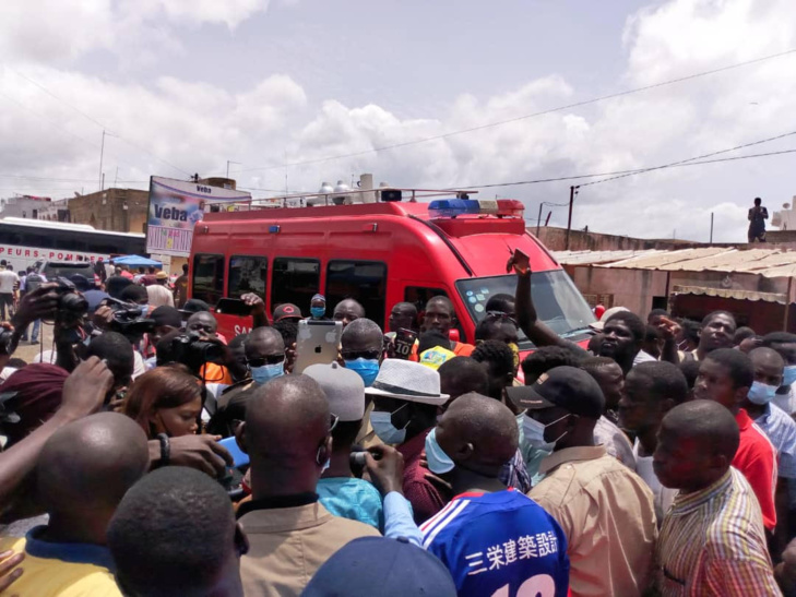 PHOTOS: Images de la tournée de la délégation du Pds en banlieue dakaroise PHOTOS: Images de la tournée de la délégation du Pds en banlieue dakaroise