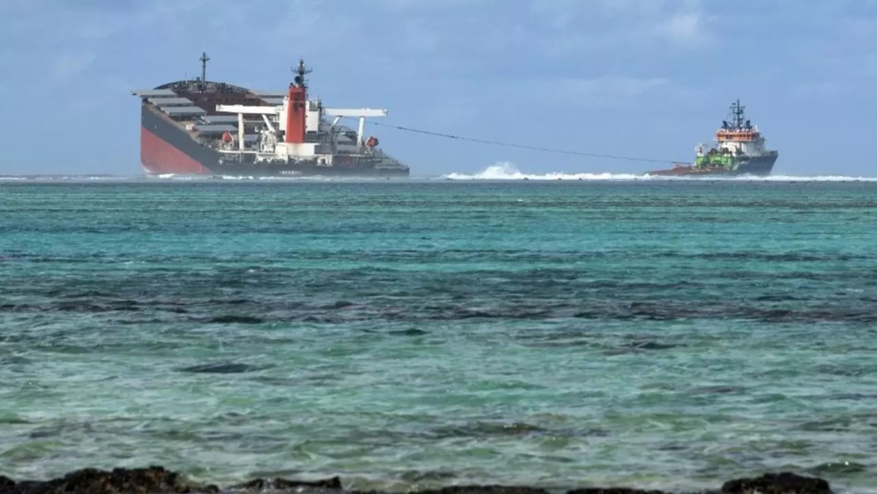 Marée noire à Maurice: l'armateur du navire japonais s'engage à verser 8 millions d'euros