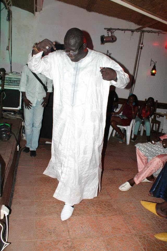 Mbaye Sène, Quand boite de nuit  rime avec boubou traditionnel