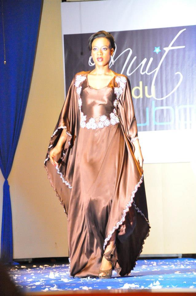 Dyana Seck en feeling défilé à la nuit du boubou