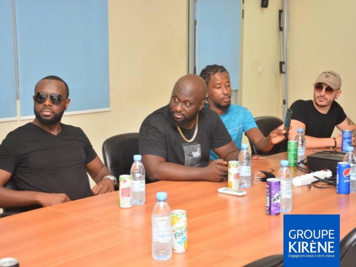PHOTOS - Maître Gims, Barack Adama et autres en visite dans l'usine de Kirène: Les images !