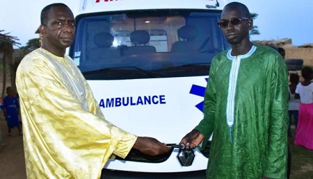 Santé / La commune de Bokidiawé soulagée: Abdoul Ly, Dg de l’ARTP,  offre une ambulance médicalisée aux populations